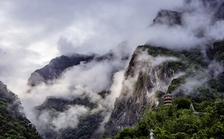 紀錄片｜款待的力量 – 0403地震實錄